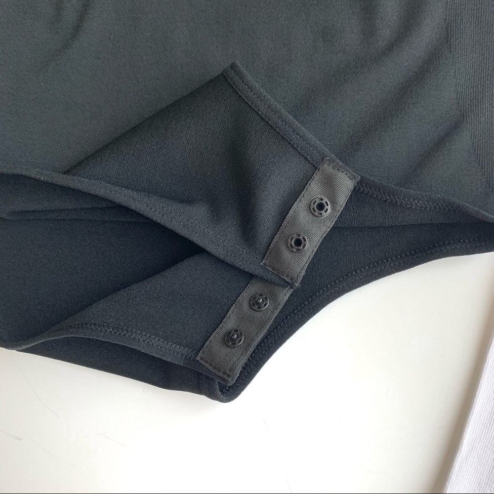 KAIA SEAMLESS BODYSUIT TOP - WHITE - Picture 14 of 15